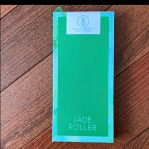 2 for $30 BNIB Sherie Matthews Jade Roller